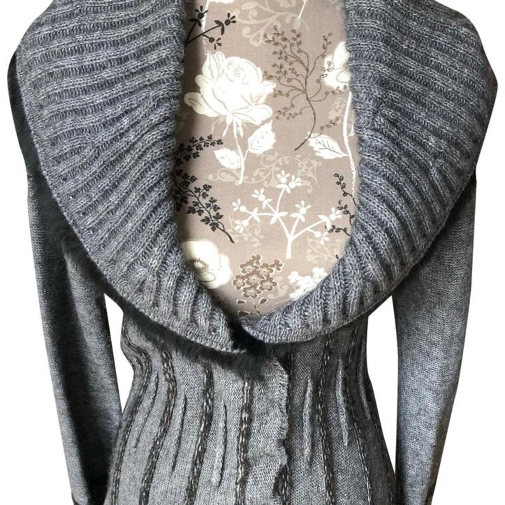 Joseph Ribkoff sweater